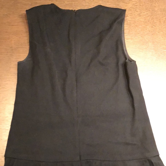 Cute theory suit dress and Jacket Pleated bottom, slightly - Picture 4 of 12